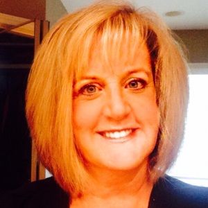 Meet your Posher, Paula